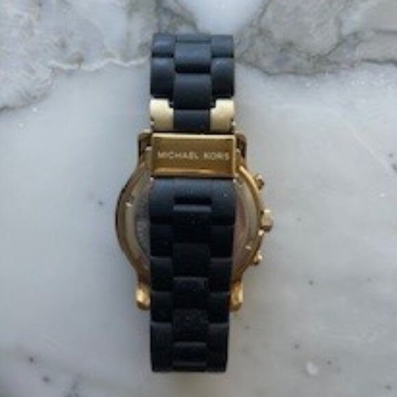 Michael Kors RUNWAY watch - Picture 4 of 7